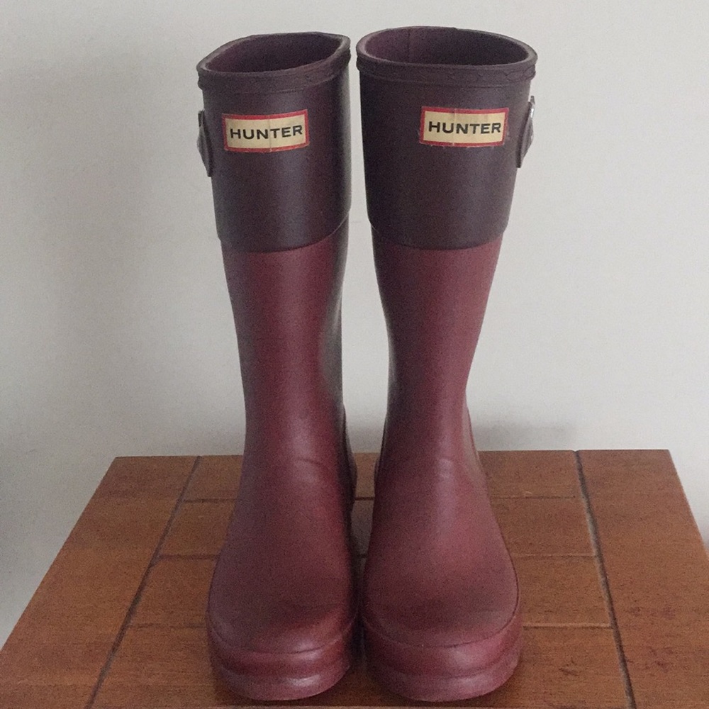 Final markdown! Hunter Rain boots size US 2